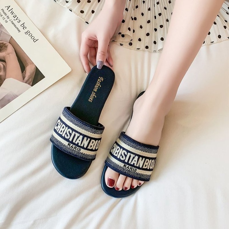 Summer Quotes - Sandal Wanita Model Flat Musim Panas